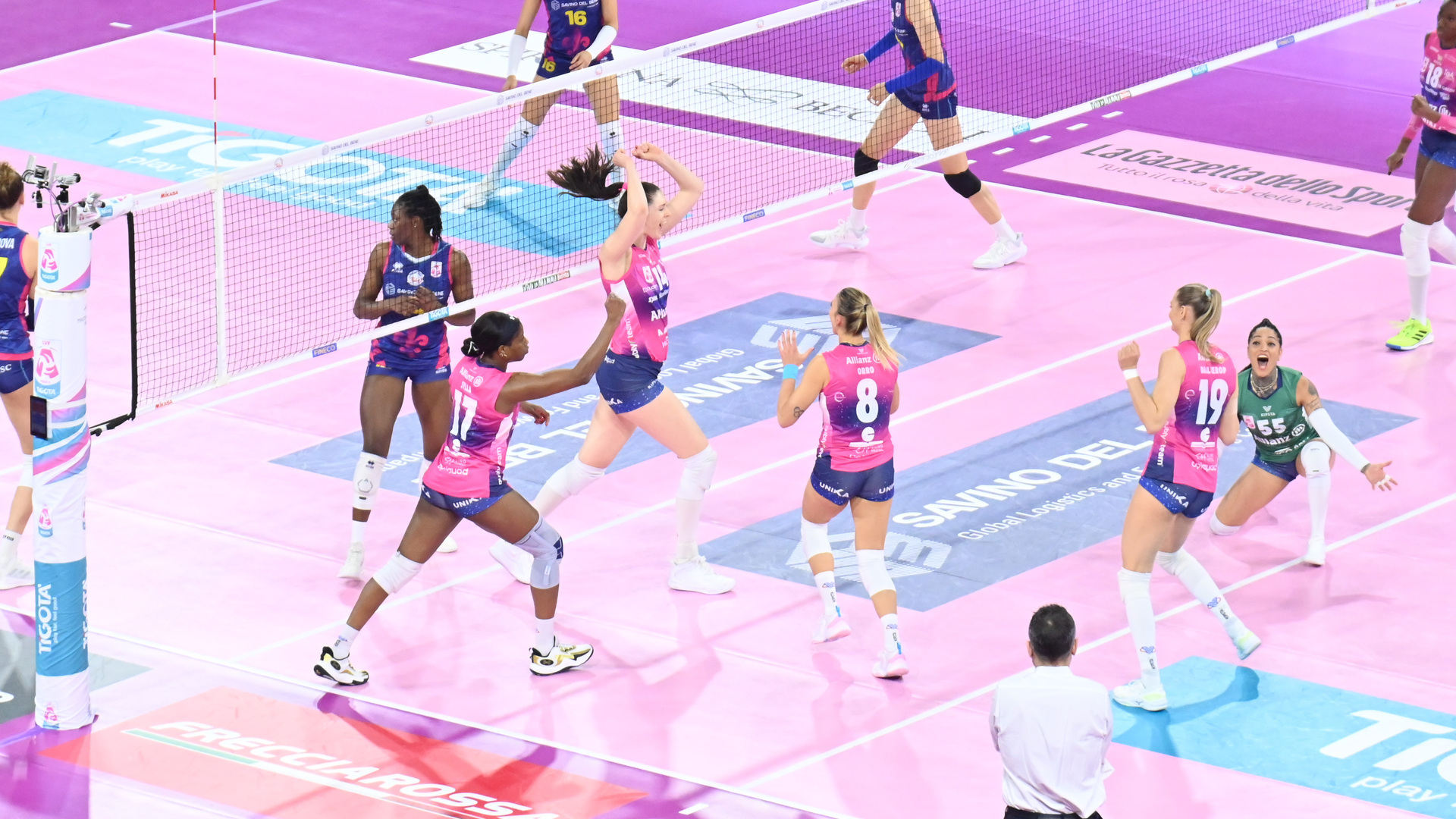 L Allianz Vero Volley Milano Brilla A Firenze E Supera Scandicci 0 3